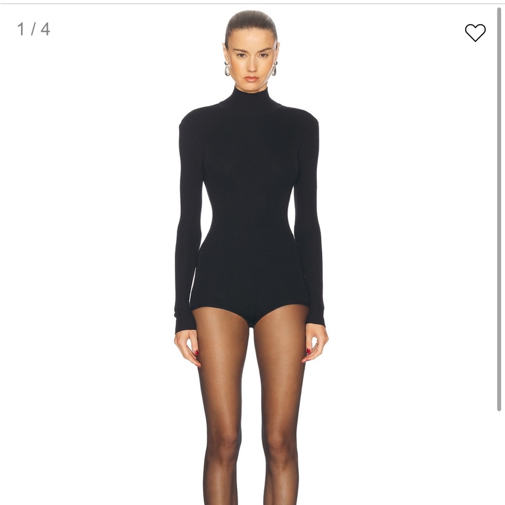 SER.O.YA Black Romper